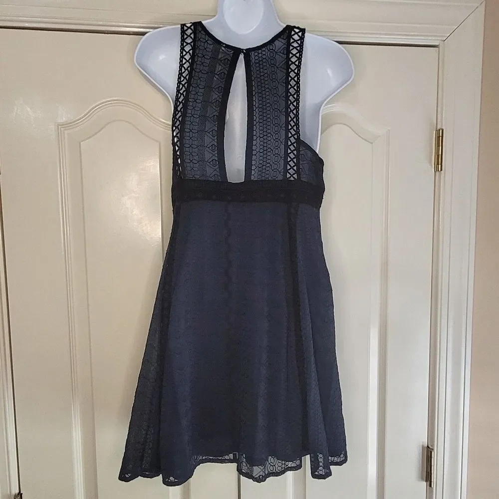 Free People Mini Tank‎ Dress Sz 4 Crochet Cutout Skater Navy Black Lined Pockets